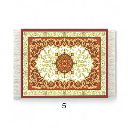 Orientalisk musmatta med tofsar