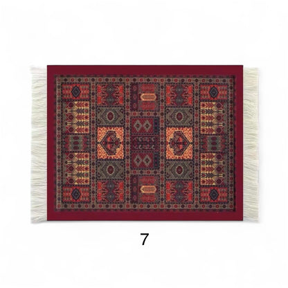 Orientalisk musmatta med tofsar