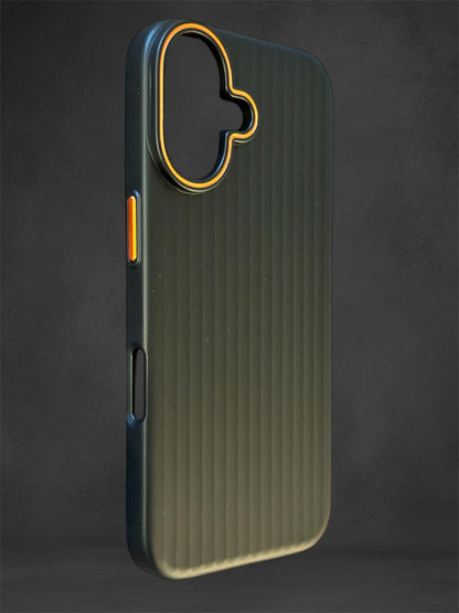 Mobilskal i metall för iPhone 16